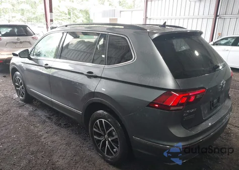 2021 Volkswagen Tiguan 2.0T Se/2.0T Se R-Line Black/2.0T Sel from USA, damaged, VIN 3VV2B7AX2MM111385